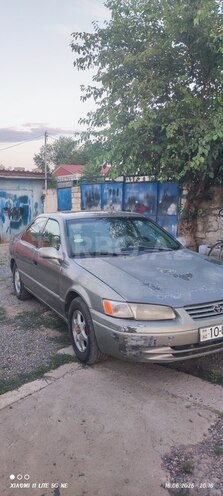 Toyota Camry-3