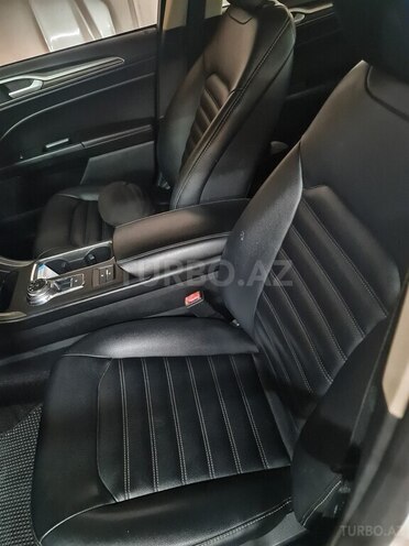 Ford Fusion (North America)-6