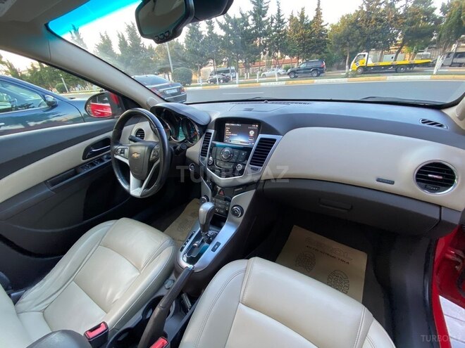 Chevrolet Cruze-15