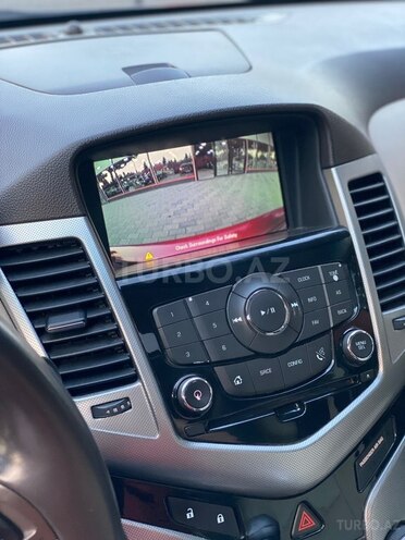 Chevrolet Cruze-19