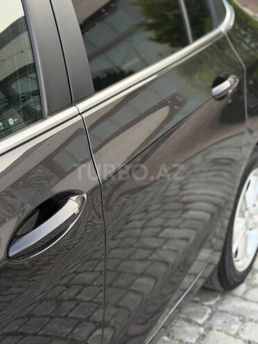Chevrolet Cruze-16