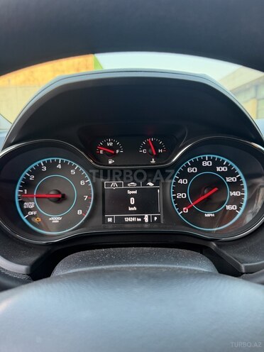 Chevrolet Cruze-14