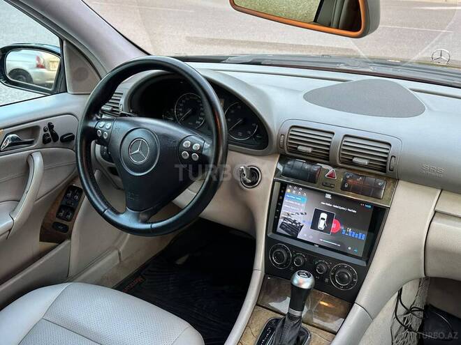 Mercedes C 230-11