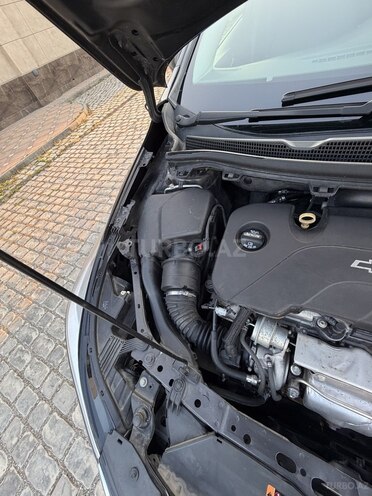 Chevrolet Cruze-7