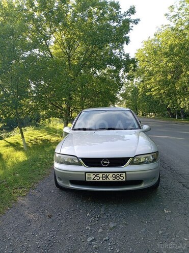 Opel Vectra-1