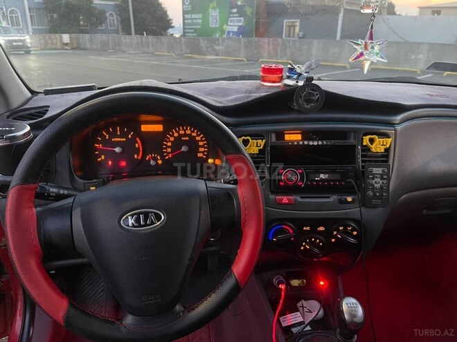 Kia Rio-7