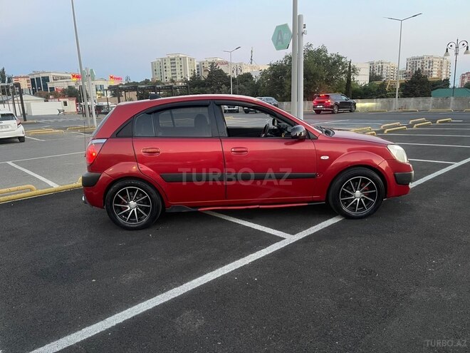 Kia Rio-2