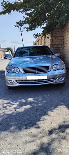 Mercedes C 200-1
