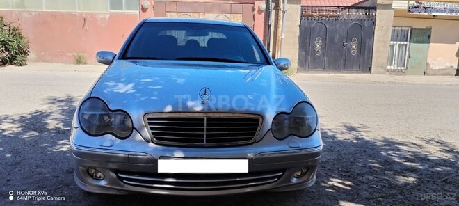 Mercedes C 200-2