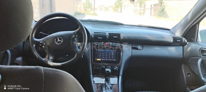Mercedes C 200-8