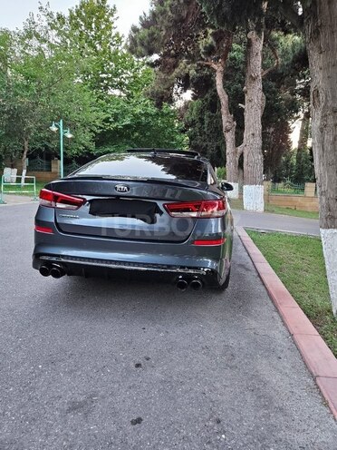Kia Optima-2
