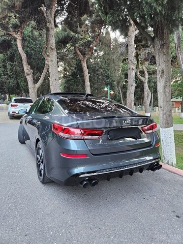 Kia Optima-3