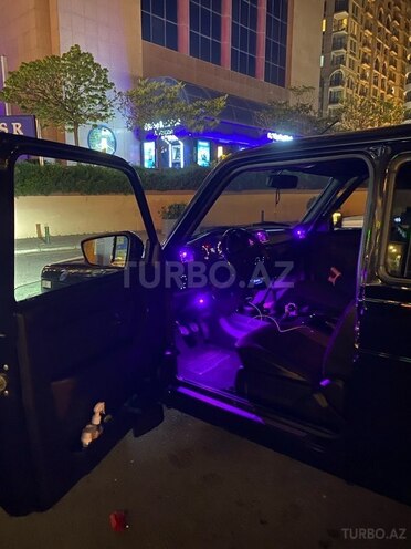 LADA (VAZ) Niva-15