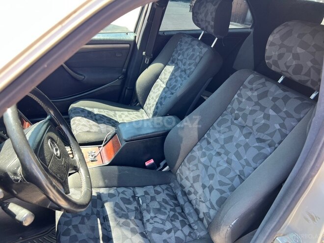 Mercedes C 200-4