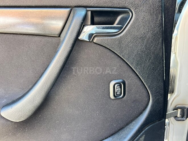 Mercedes C 200-7