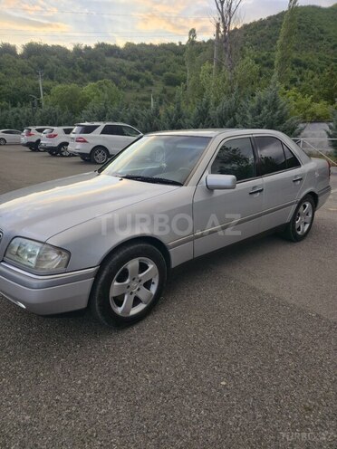 Mercedes C 180-4