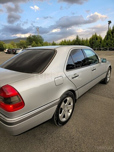 Mercedes C 180-5