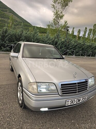 Mercedes C 180-19