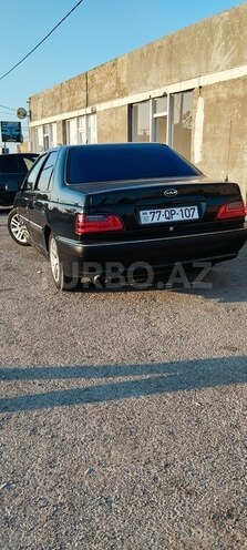 Peugeot 405-8