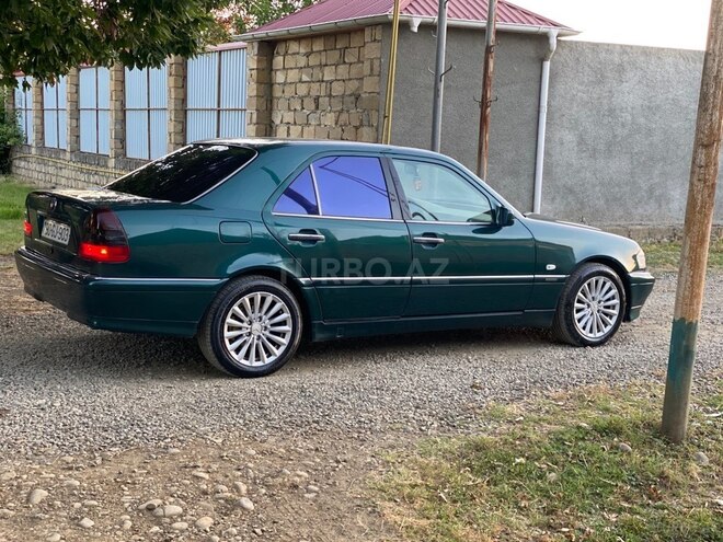 Mercedes C 180-4