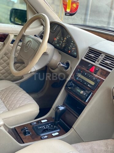 Mercedes C 180-10