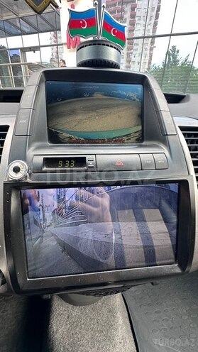 Toyota Prius-11