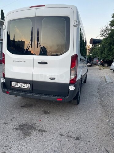 Ford Transit-3