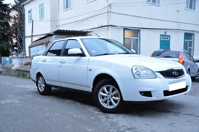 LADA (VAZ) Priora-10
