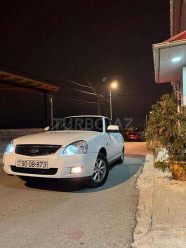 LADA (VAZ) Priora-1