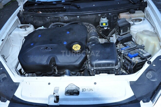 LADA (VAZ) Priora-13