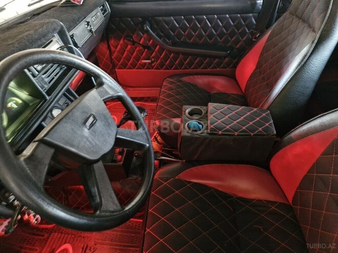 LADA (VAZ) 2107-9
