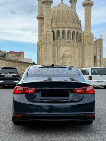 Chevrolet Malibu-8