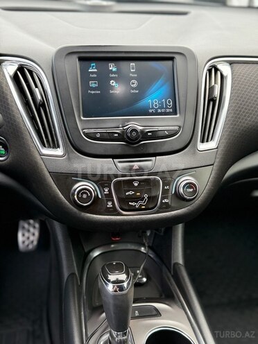 Chevrolet Malibu-11
