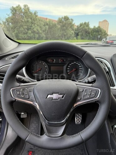 Chevrolet Malibu-12