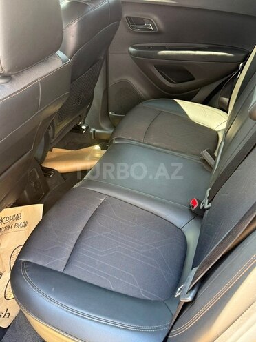 Chevrolet Trax-13