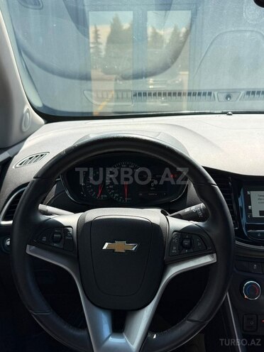 Chevrolet Trax-6