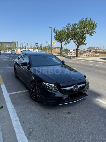Mercedes E 300-5