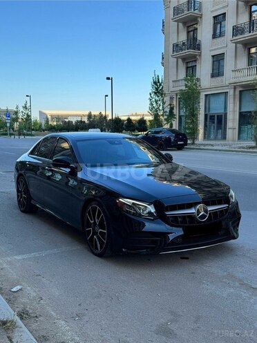 Mercedes E 300-2