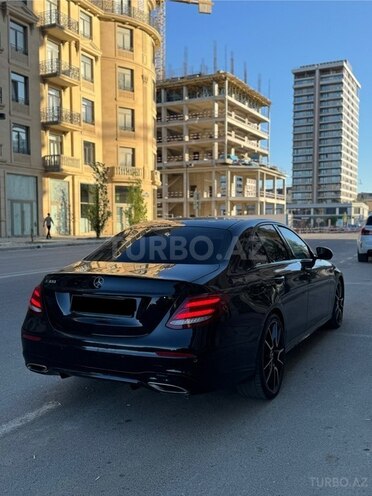 Mercedes E 300-4