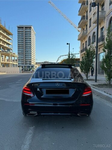 Mercedes E 300-3