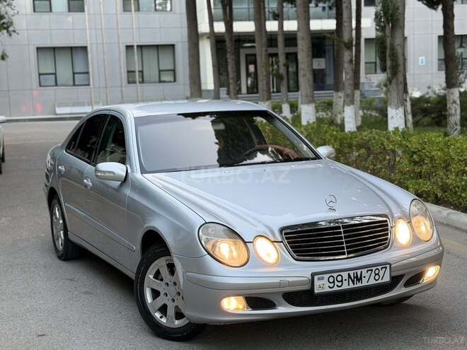 Mercedes E 200-5