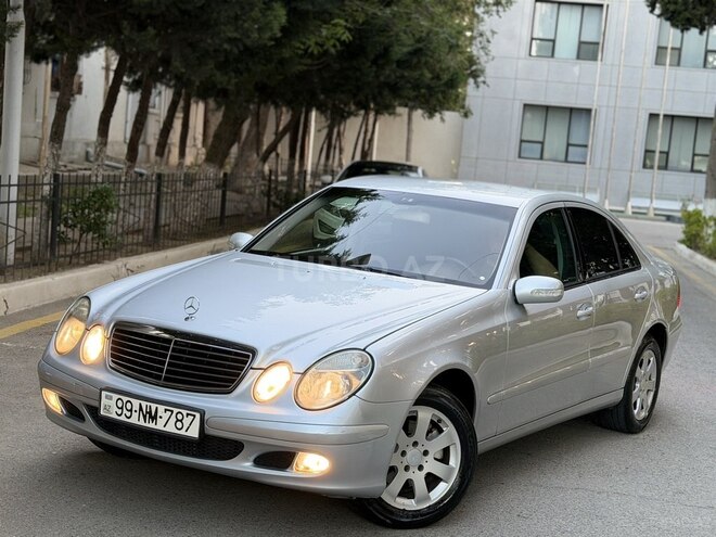 Mercedes E 200-4