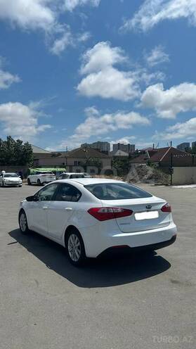 Kia Cerato-7
