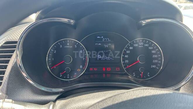 Kia Cerato-12