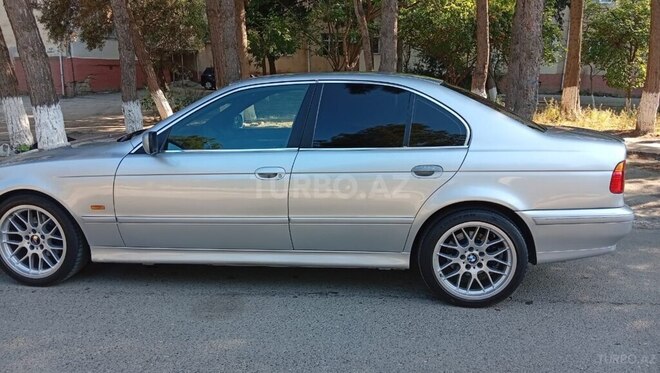 BMW 520-7