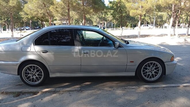 BMW 520-6