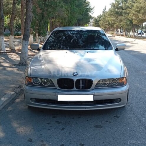 BMW 520-2