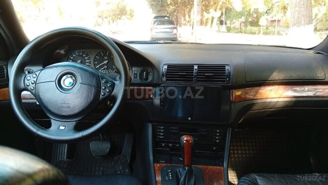 BMW 520-11