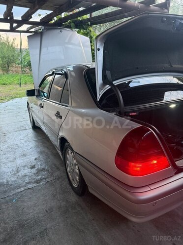 Mercedes C 220-3