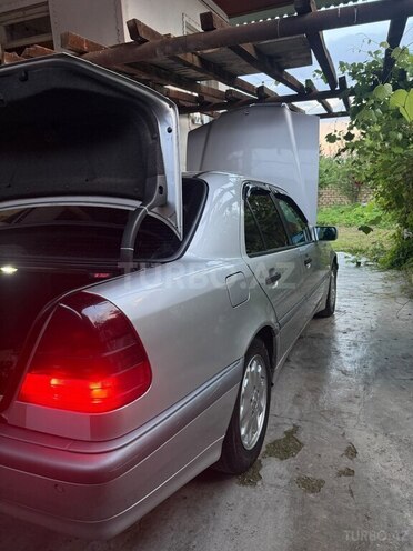 Mercedes C 220-4